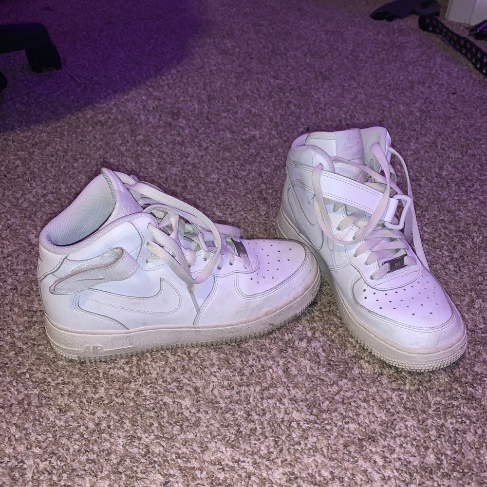 Nike Air Force 1 highs